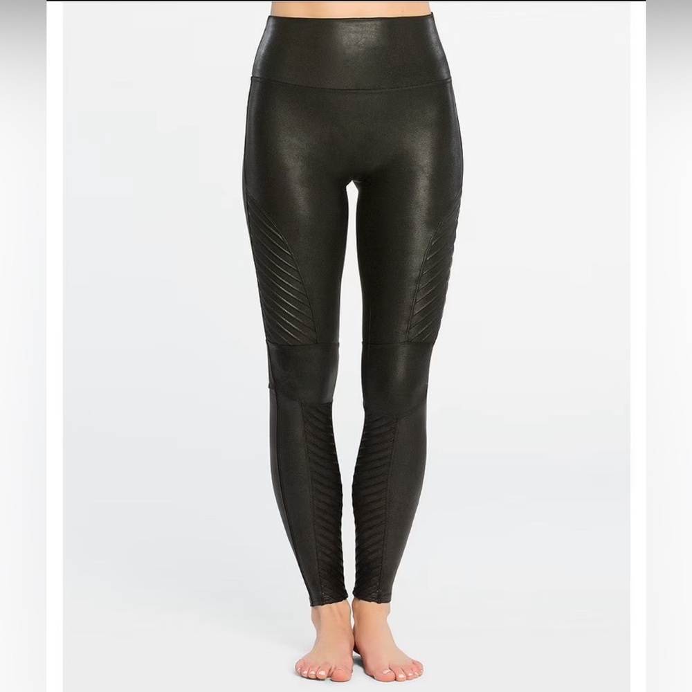 Spanx Faux Leather Moto Leggings Size M  Shape wear Stretch Pull On Black - Picture 2 of 7